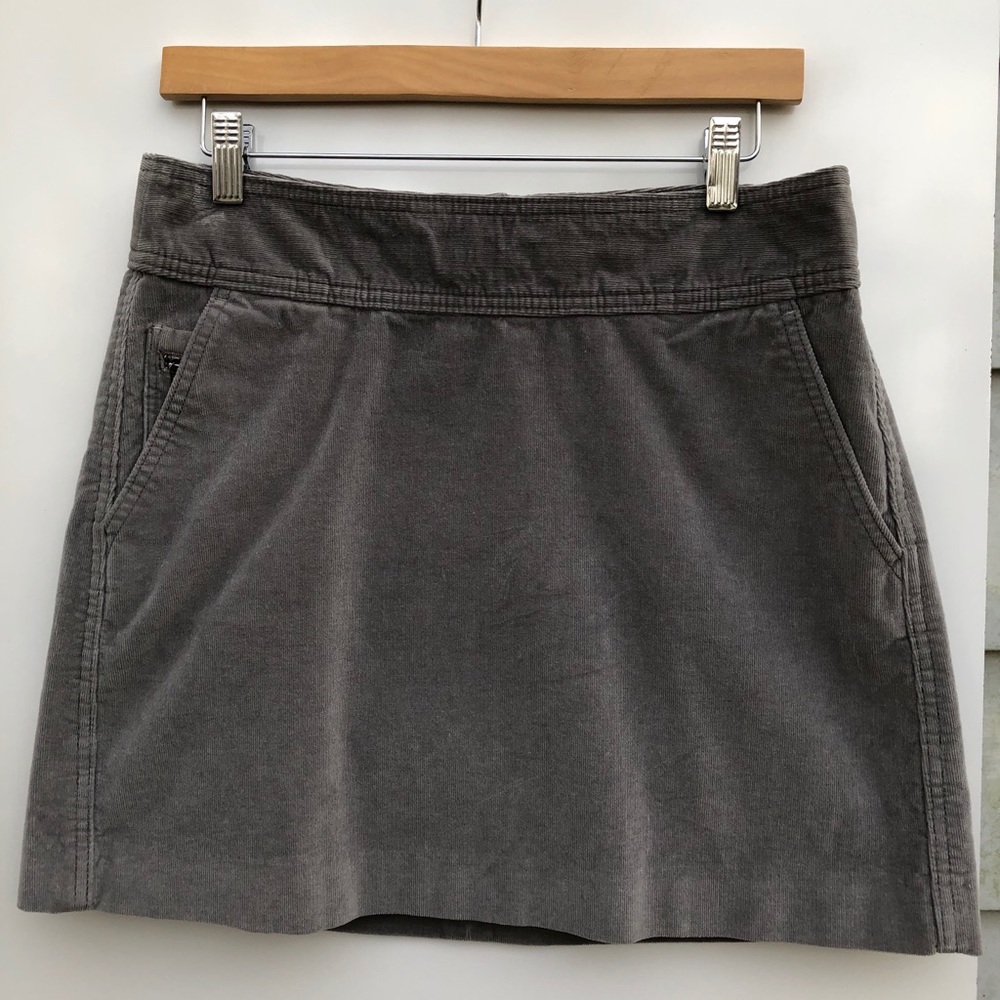 Banana republic mini skirt